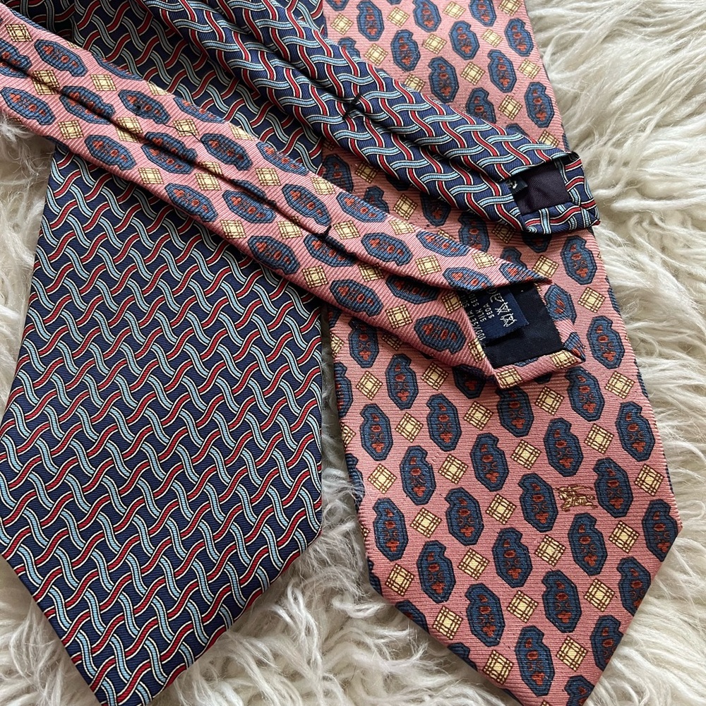 Vintage Burberry Silk Tie Bundle Set of 2 Pink Crest & Red White Blue Woven - Picture 4 of 5